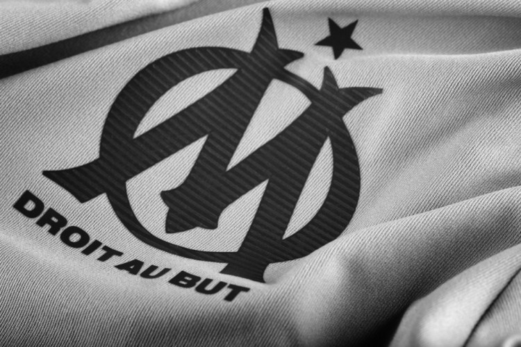 Olympique Marseille 14-15 Away Kit (7)